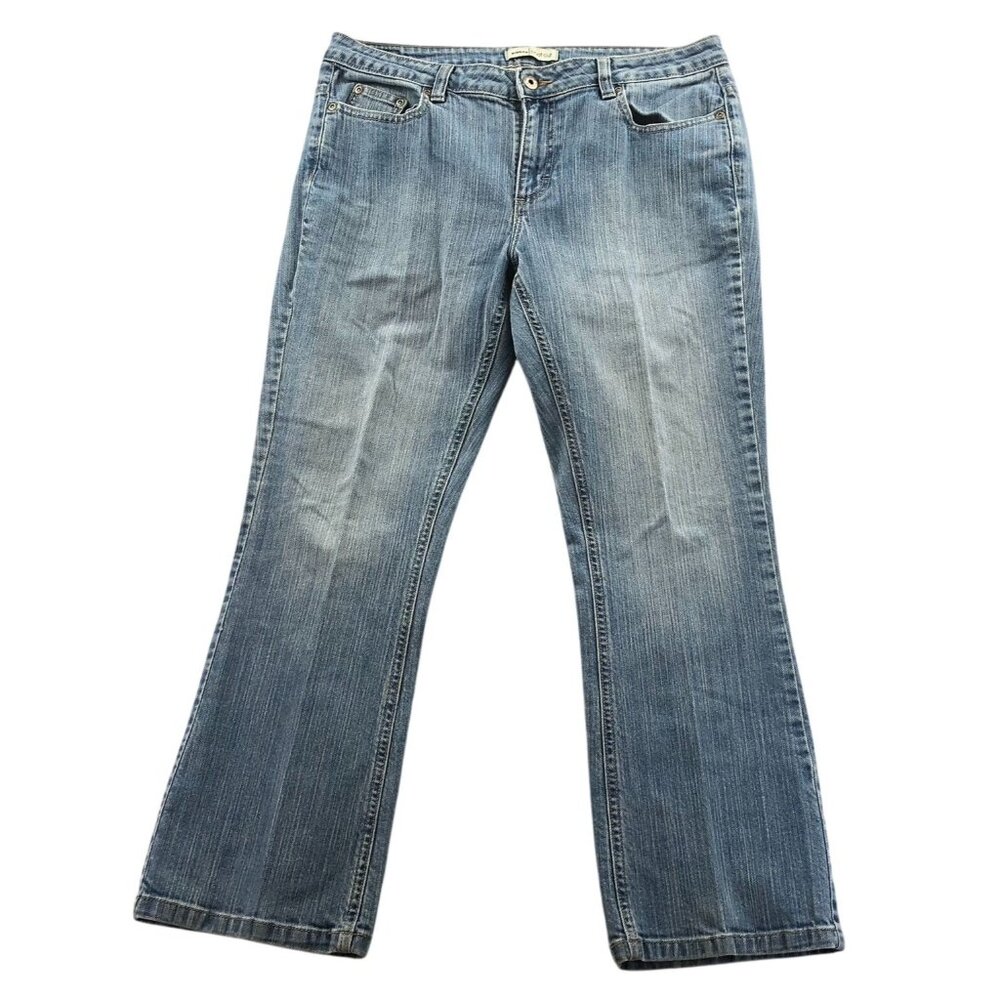 Lee Riders Women's Jeans Size 12P Blue Denim Classic Bootcut Leg Mid Rise Casual